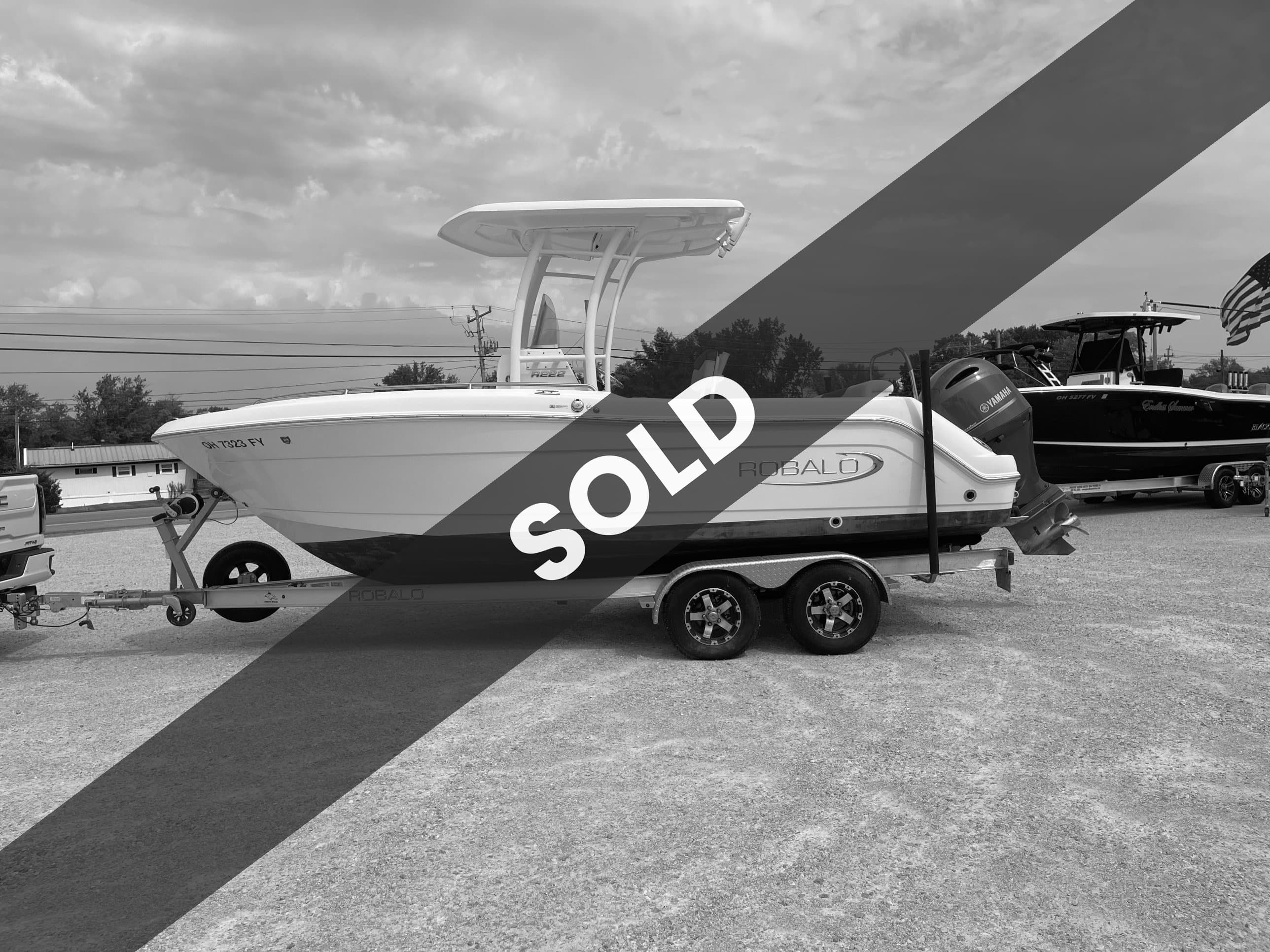 2020 Robalo R222