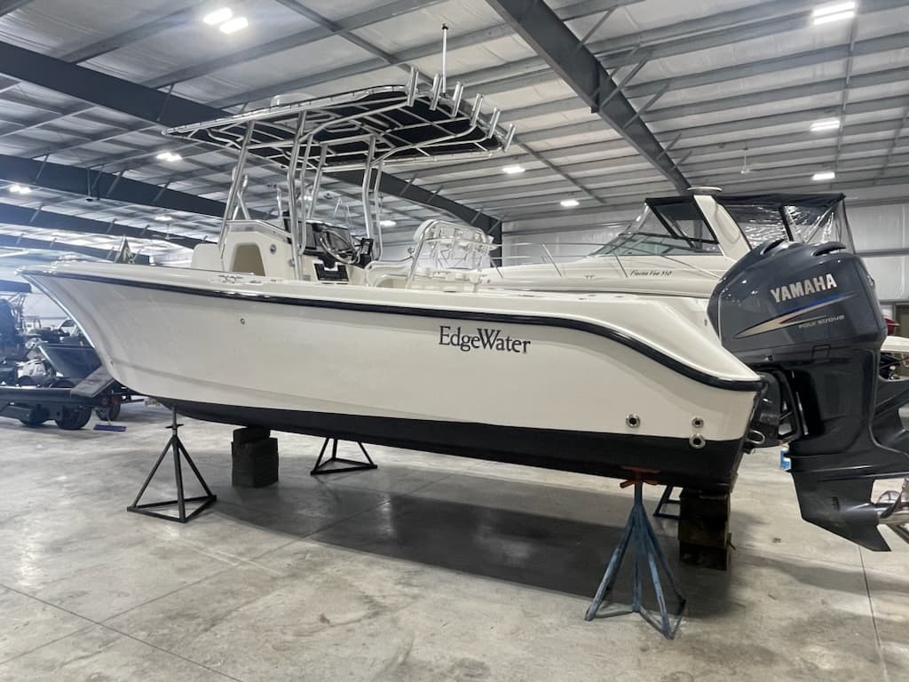 2006 Edgewater 265CC