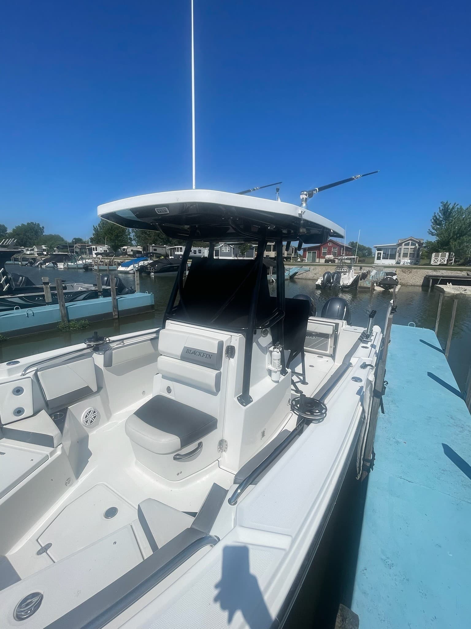 2019 Blackfin 242 CC