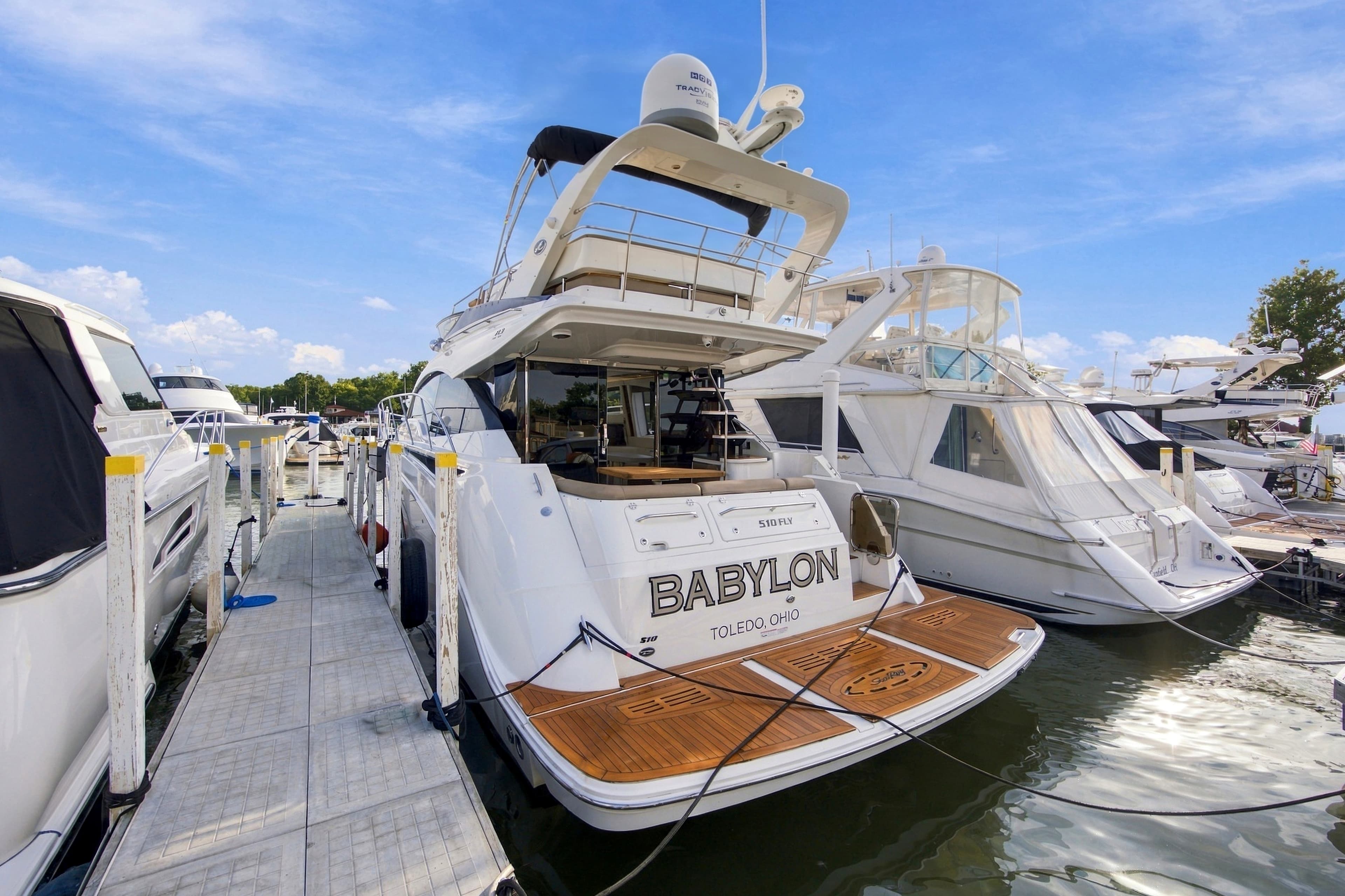 2017 Sea Ray 51 Fly