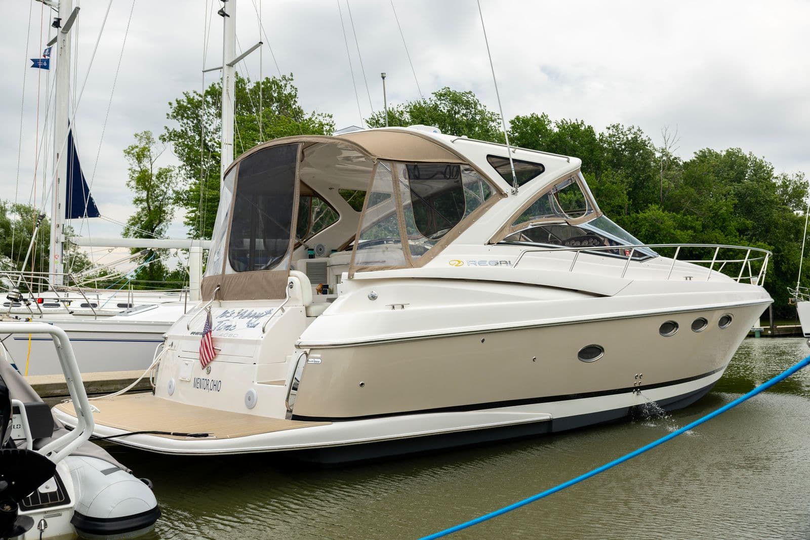 2007 Regal Commodore 4060